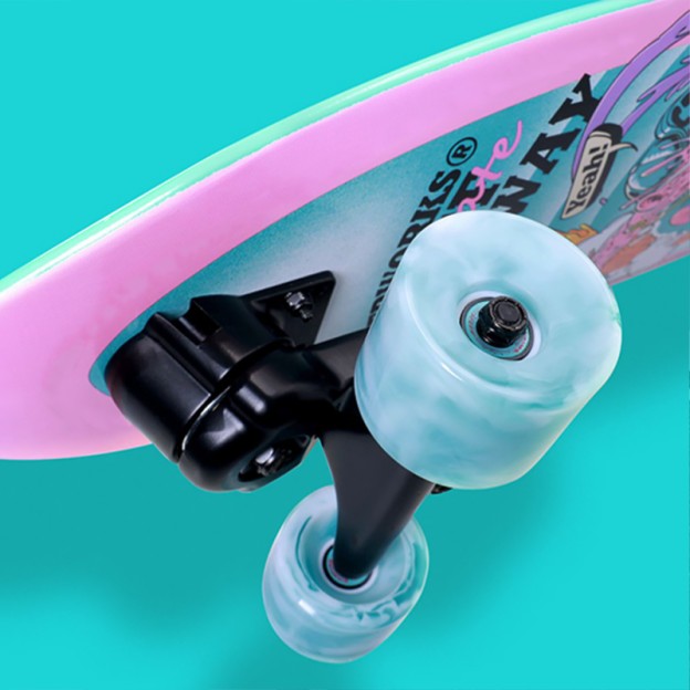 High-Speed ​​Smooth Land Surfboard